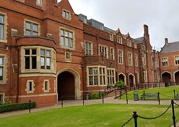 The Naughton Gallery