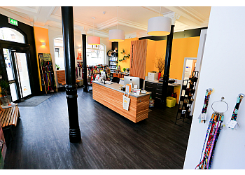 The Neighbourhood Vet