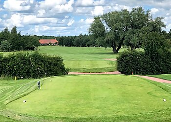 York golf courses The Oaks Golf Club image 1