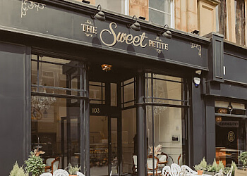 The Sweet Petite