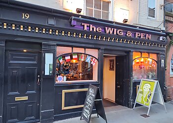 The Wig & Pen