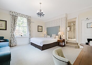 The Winchester Royal Hotel