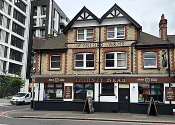 Thirsty Bear Pizzeria Bar Restaurant