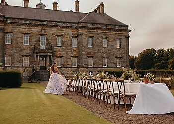 Timeless White Wedding Planning