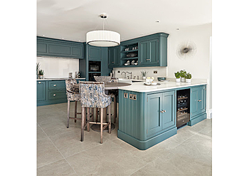 Tom Howley | Kitchen Showroom
