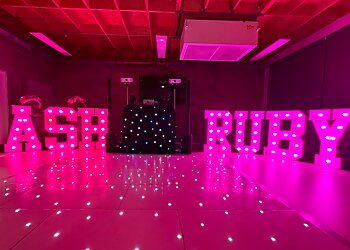 Top Notch Entertainers