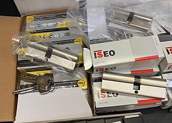 Top Notch Locksmith Worcester park