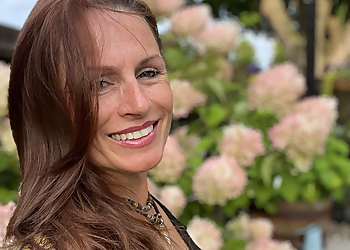 Tracie Simpson Holistic Therapist