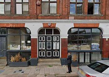 Twinning Hair & Beauty