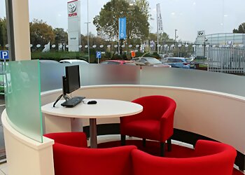 Vantage Toyota Leeds