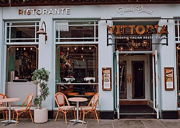 Vittoria on the Bridge