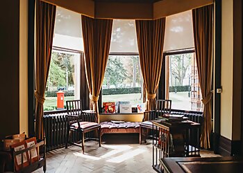 Wardown House, Museum and Gallery