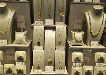 Warren James Jewellers
