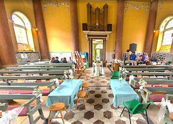 West Wycombe Park, Village and Hill