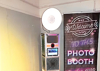 Wicked Pics Photo Booths