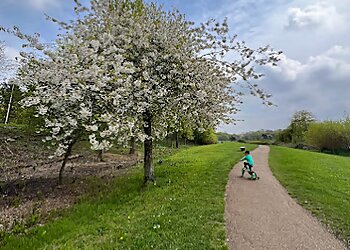 3 Best Parks in Milton Keynes, UK - Expert Recommendations