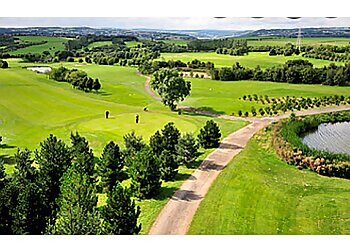 Calderdale golf courses Willow Valley Golf  image 1