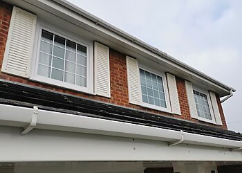 Salisbury gutter cleaners Wiltshire Pure Clean image 1