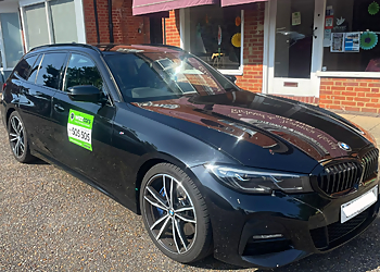 Wizz Cars & Taxis Guildford