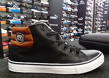 Wynsors World of Shoes Hanley