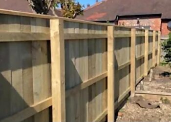 North Tyneside fencing contractors Zeus Fencing image 1